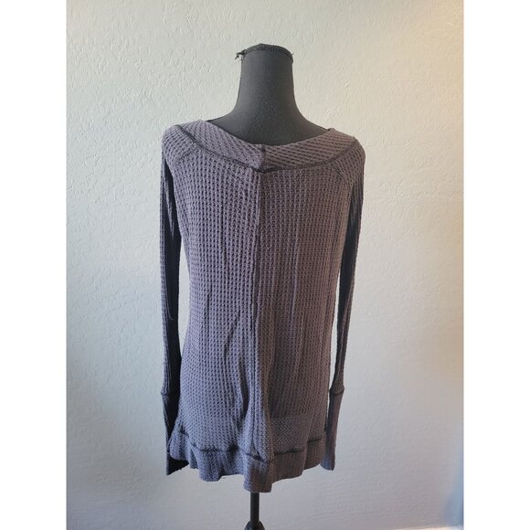 We The Free Gray Waffle Knit Long Sleeve Top Size XS  Long Line 90's Y2K Casual - Picture 6 of 10